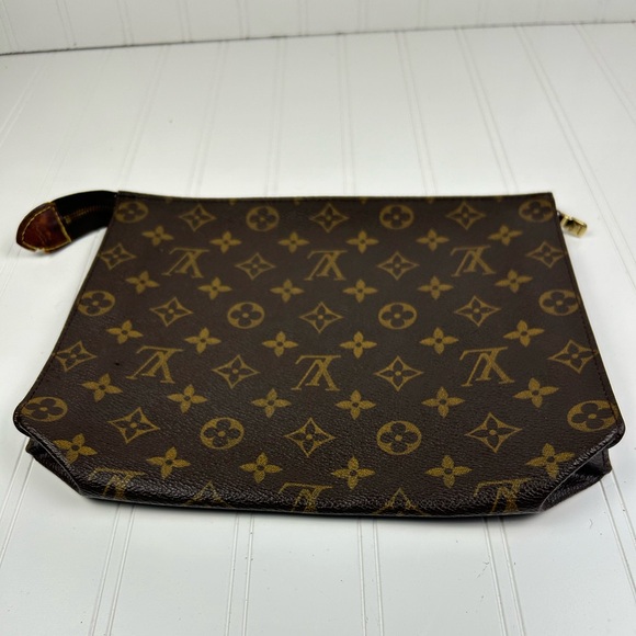 Louis Vuitton Monogram Toiletry Pouch Cosmetic Bag Clutch 26 - Picture 5 of 9